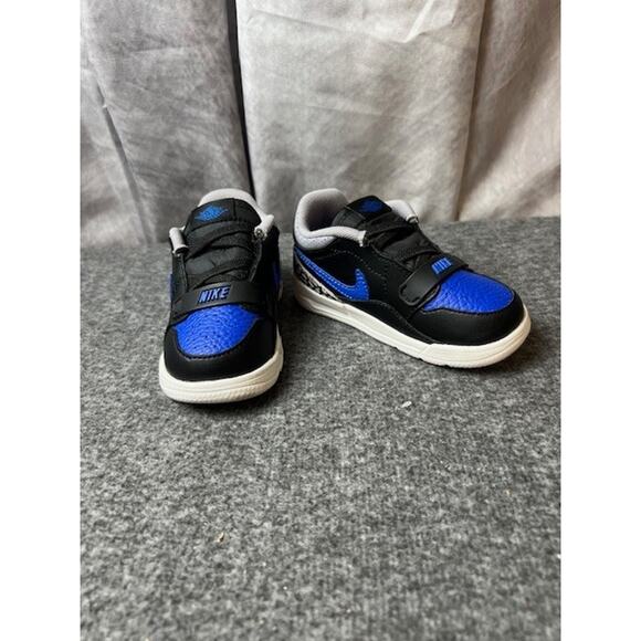 Kid Jordan Legacy 312 Low CD9055 Size 7C Black White Cement Grey Game Royal - Picture 5 of 8